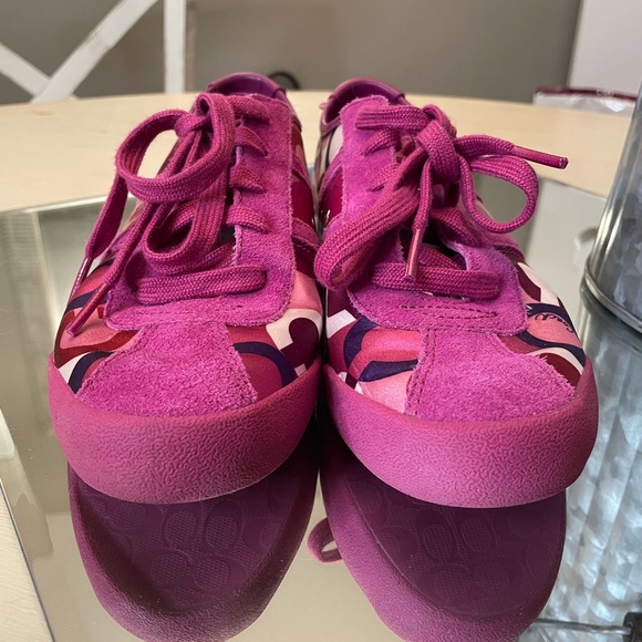 Sz 7.5 Coach Fuchsia Sneakers - Picture 1 of 6